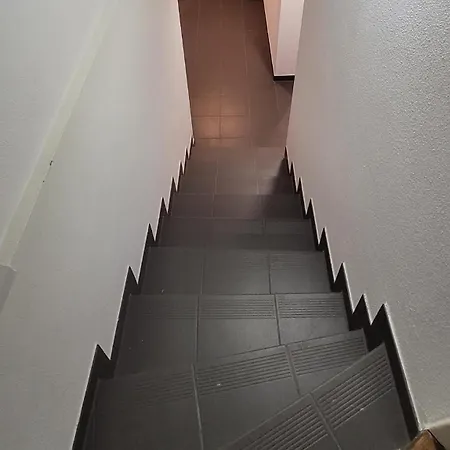 Ferienwohnung Ruffinis Souterrain Gräfelfing Exterior foto